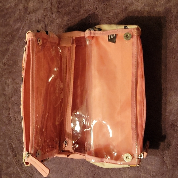 Toiletries Travel Bag - Picture 5 of 8